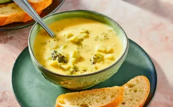 Cheesy Broccoli Soup Cheesy Broccoli Soup
