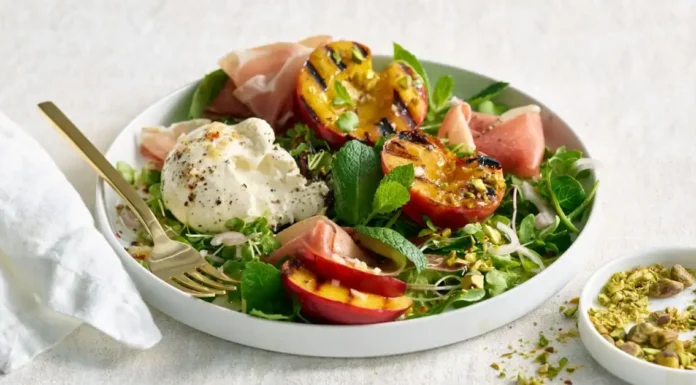 Grilled Peach and Burrata Salad Grilled Peach and Burrata Salad