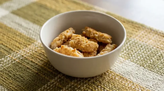 Crispy Chicken Strips for Cats: DIY Jerky-Style Treat Crispy Chicken Strips